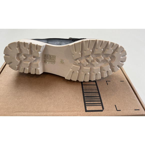 Journee Collection Kenly Shoes Womens Size 8.5 Black Loafers Croc Embossed Sole - Picture 11 of 12